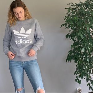 Adidas Sweatshirt